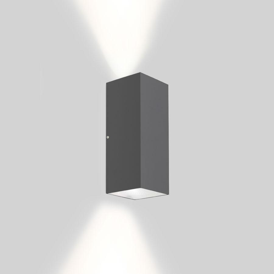 Train 2.0 Outdoor Wall Light